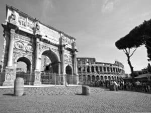 Colosseo e Arco di Costantino in Bianco e Nero